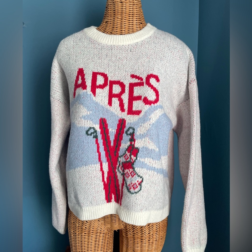 a new day Cream & Red 'Après' Ski Graphic Crewneck Sweater